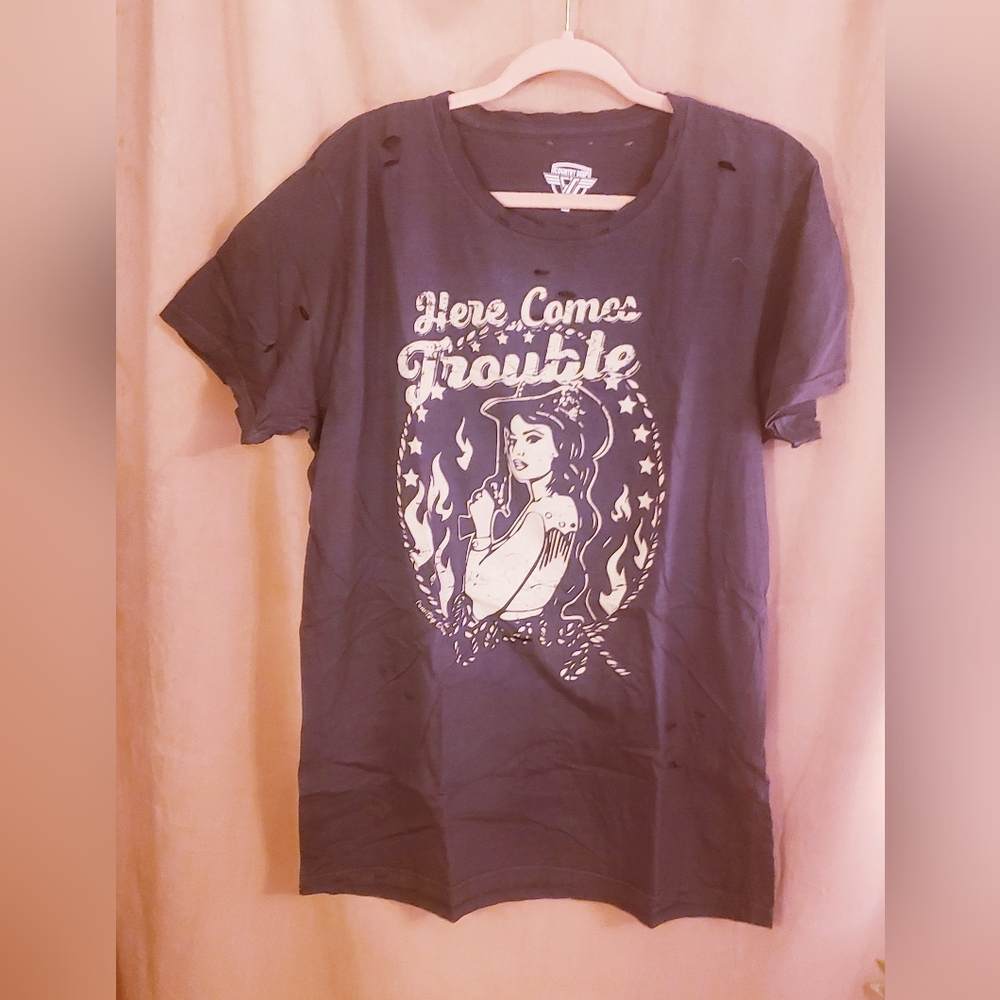COUNTRY DEEP HERE COMES TROUBLE DISTRESSED T SHIRT - Picture 9 of 12